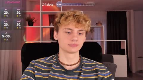 Snapshot of sunburn_boy chatting on January 15, 5:50 am Emilio online show from January 15, 5:50 am