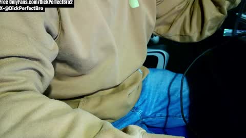 sunny valentine online show from April 8, 10:36 am