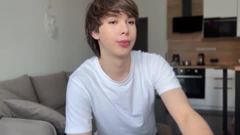 sunshinealex online show from February 15, 9:29 am