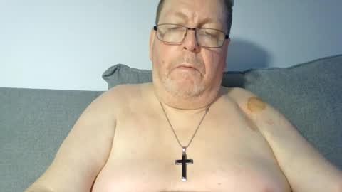 Sunspotbaby online show from July 7, 11:08 pm