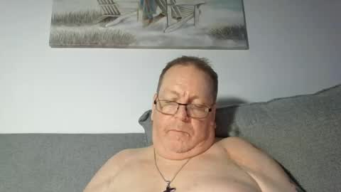 Sunspotbaby online show from July 2, 3:23 am
