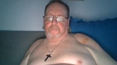 Sunspotbaby online show from July 28, 7:39 pm