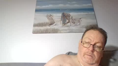 Sunspotbaby online show from July 18, 2:18 am