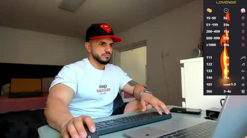 supermanboyxxl online show from April 23, 6:18 am