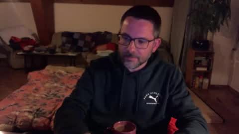 supersquirrel81 online show from April 5, 2:41 am