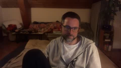 supersquirrel81 online show from December 17, 6:14 pm