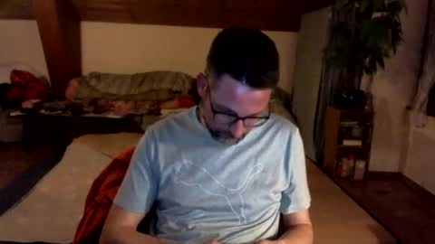 supersquirrel81 online show from February 13, 6:46 pm