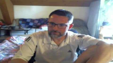 supersquirrel81 online show from April 25, 2:25 pm