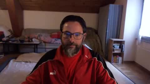Snapshot of supersquirrel81 chatting on October 11, 6:50 am supersquirrel81 online show from October 11, 6:50 am