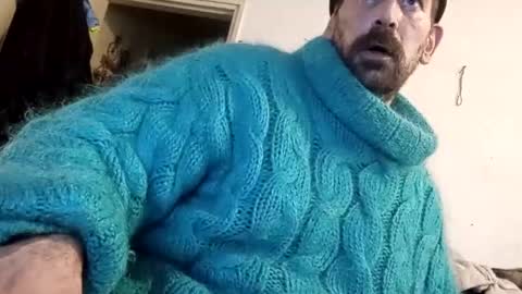 sweaterboy666 online show from January 14, 1:27 pm