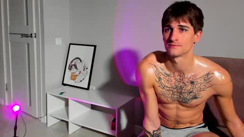 sweet_smith8 online show from January 28, 6:17 pm