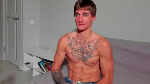 sweet_smith8 online show from December 3, 6:57 am