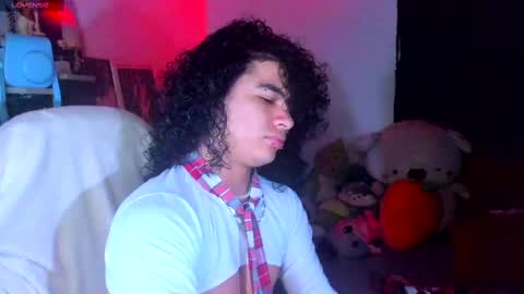 Steven independent model online show from March 2, 1:26 am