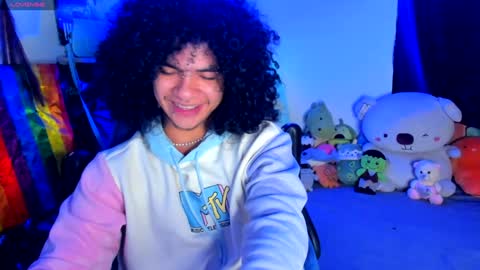 Steven independent model online show from February 7, 3:24 am