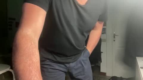 Snapshot of sweetandstrongjoy chatting on February 18, 2:38 am sweetandstrongjoy online show from February 18, 2:38 am