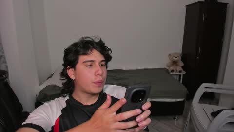 Lian online show from December 16, 2:18 am