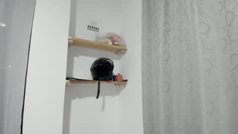 Lian online show from October 14, 2:07 am