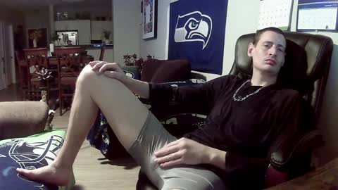 Snapshot of swelteringk chatting on January 16, 1:27 am Kile online show from January 16, 1:27 am