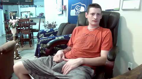 Snapshot of swelteringk chatting on September 28, 4:43 am Kile online show from September 28, 4:43 am