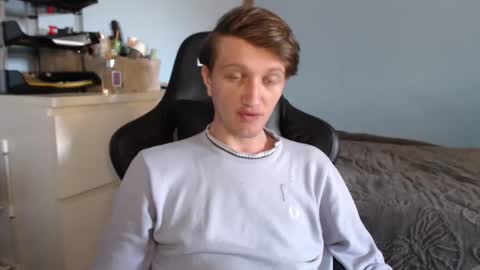 Kat online show from March 9, 8:19 am