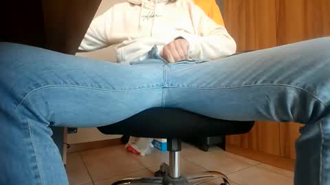 swimbtm online show from March 30, 7:20 am