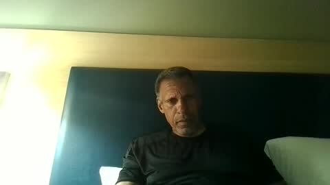 swimmerbod2495 online show from June 26, 5:54 am