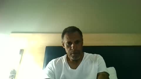 swimmerbod2495 online show from June 27, 9:20 pm