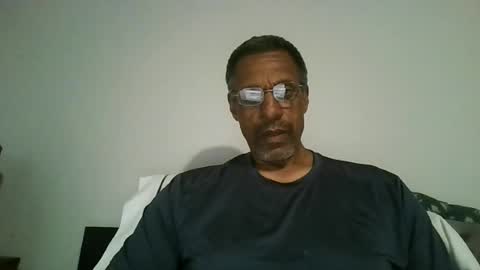 swimmerbod2495 online show from July 5, 10:39 pm