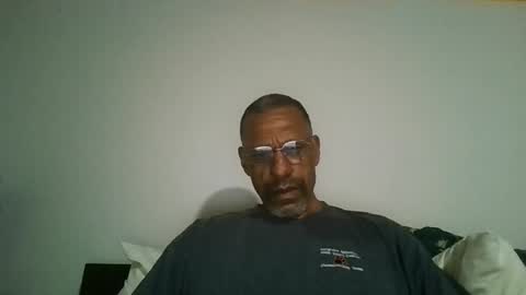 swimmerbod2495 online show from July 12, 5:42 am