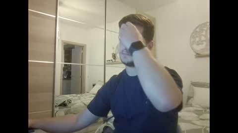 Snapshot of syl092 chatting on October 14, 4:58 pm syl092 online show from October 14, 4:58 pm