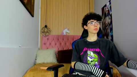 Syriussz online show from February 7, 7:19 pm