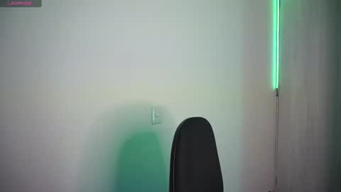 t0ny_wylie online show from January 9, 11:47 am