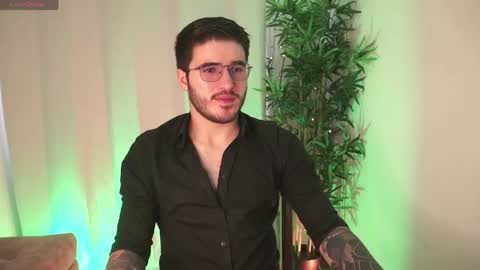 t0ny_wylie online show from April 14, 3:11 pm