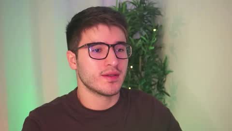 t0ny_wylie online show from February 14, 3:51 pm