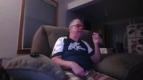 tacrunner66_ online show from March 8, 3:21 am