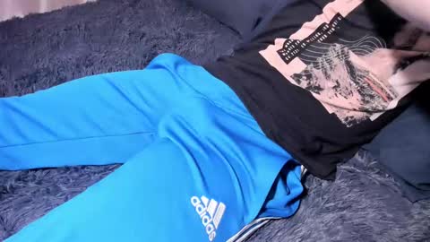 Tailer -  online show from December 3, 4:39 pm