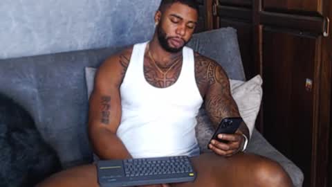 Tairon Tucke online show from January 28, 11:28 am