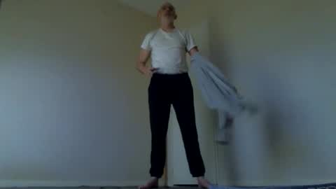 Snapshot of taliesin4321 chatting on December 29, 8:33 am Jack Pierrot online show from December 29, 8:33 am