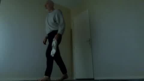 Snapshot of taliesin4321 chatting on September 29, 4:55 am Jack Pierrot online show from September 29, 4:55 am