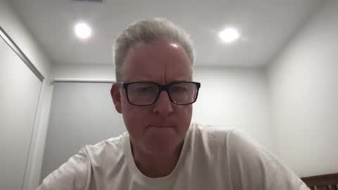 tallandfit000 online show from January 19, 7:57 am