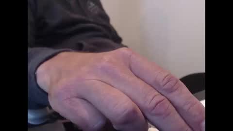 tallguysfbay online show from November 3, 6:21 pm