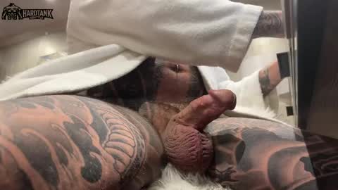 Tank Guy online show from April 24, 9:28 pm