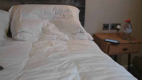 tannednsmooth online show from March 11, 3:12 pm