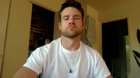 Snapshot of tantrichealing chatting on September 26, 11:57 pm Dr. Love online show from September 26, 11:57 pm