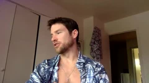 Dr. Love online show from June 9, 1:24 pm
