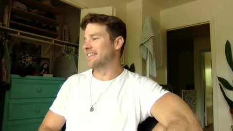 Snapshot of tantrichealing chatting on September 22, 7:35 pm Dr. Love online show from September 22, 7:35 pm