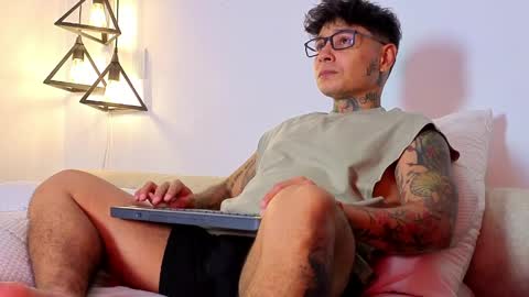 tattokoi online show from April 23, 4:17 am