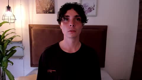     online show from February 6, 7:44 pm