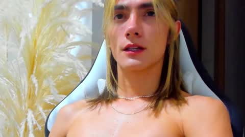 tayler_swift1 online show from October 30, 12:13 am