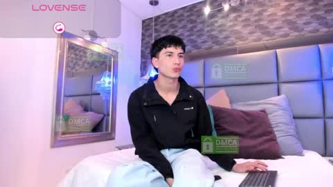 taylor_brooks_ online show from April 20, 8:00 pm
